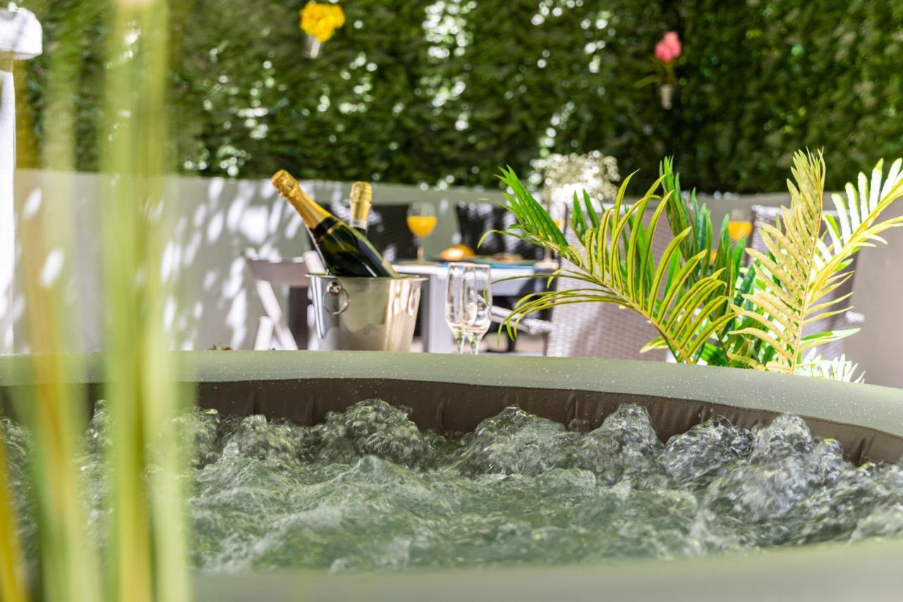 Oasis Luxury Apartment With Terrarce And Jacuzzi Сплит Экстерьер фото